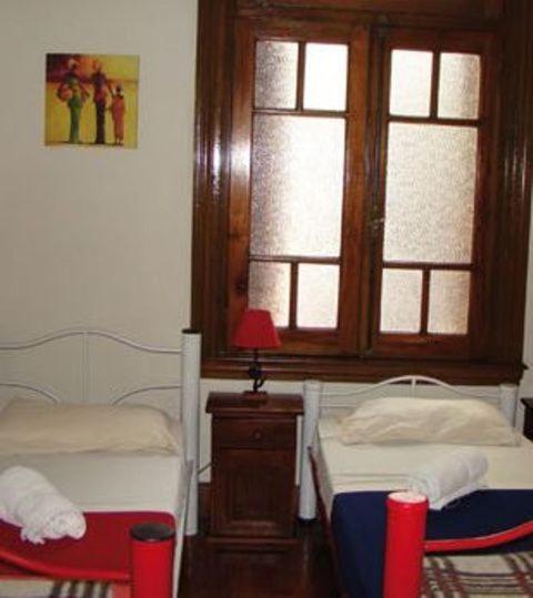 Petit Recoleta Hostel Буенос Айрес Стая снимка