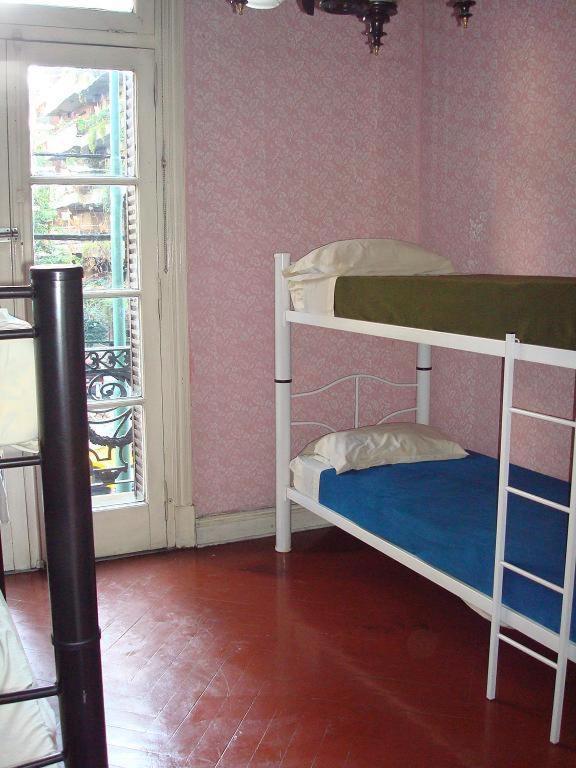 Petit Recoleta Hostel Буенос Айрес Стая снимка
