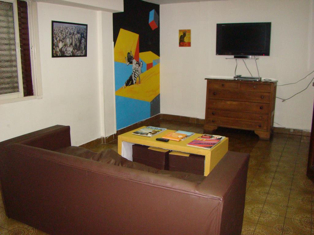 Petit Recoleta Hostel Буенос Айрес Екстериор снимка