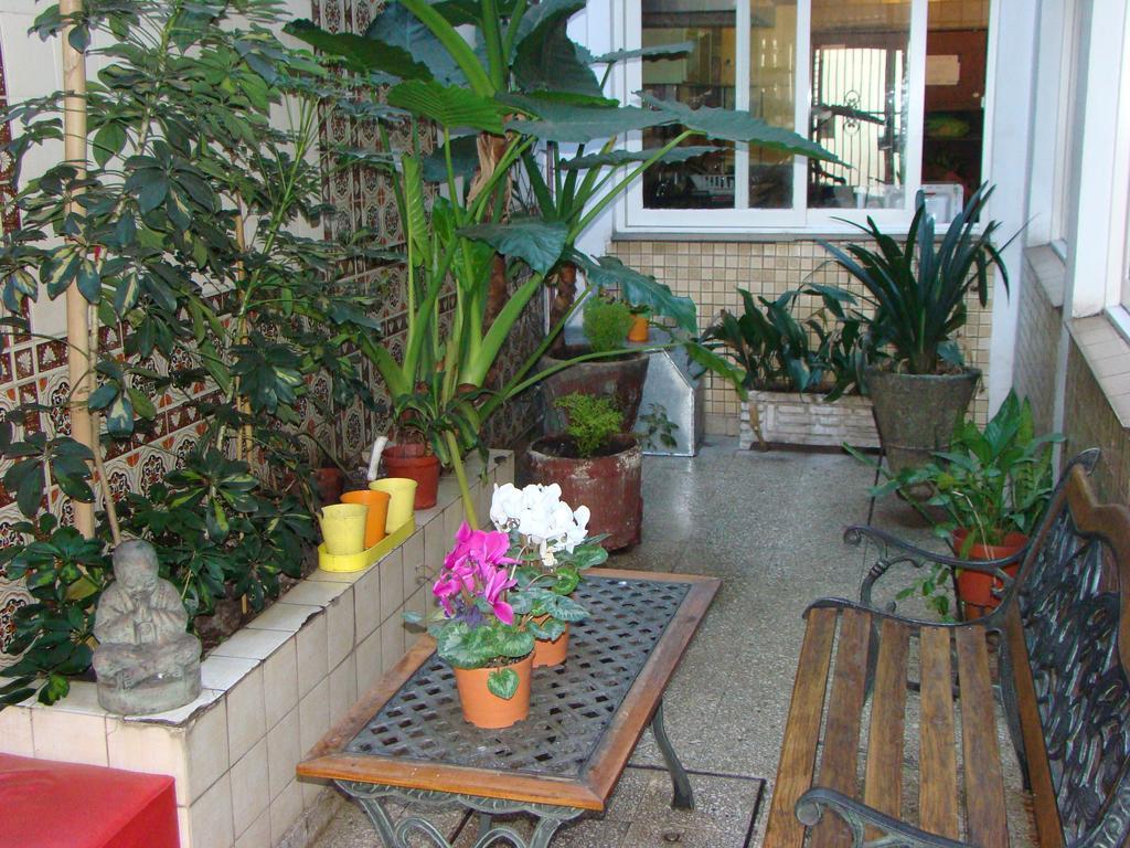 Petit Recoleta Hostel Буенос Айрес Екстериор снимка